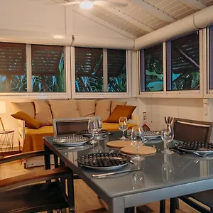 Bungalow Et Duplex De Island Bay Holiday home