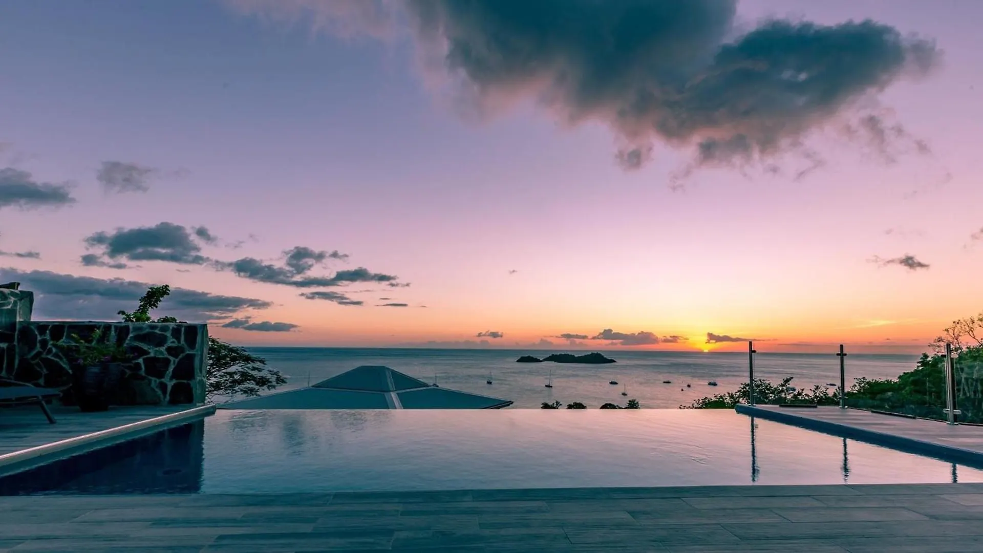 Sunset Palm - Villa Creole Avec Piscine Face Au Coucher De Soleil Et A La Reserve Cousteau Bouillante