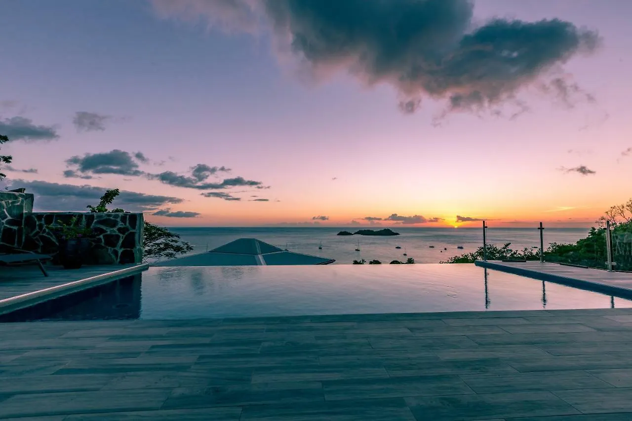 Sunset Palm - Villa Creole Avec Piscine Face Au Coucher De Soleil Et A La Reserve Cousteau Bouillante